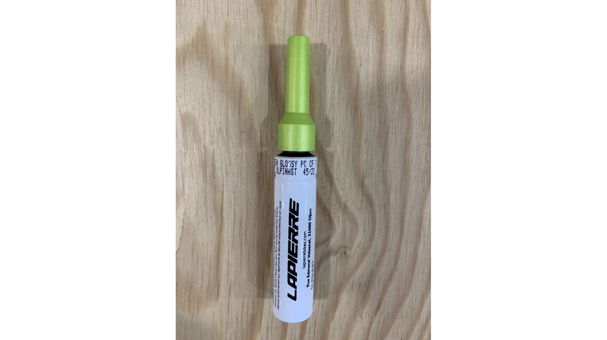 STYLO DE RETOUCHE LAPIERRE GREEN 100% GLOSSY PR... 3 STYLO DE RETOUCHE LAPIERRE GREEN 100% GLOSSY PR...